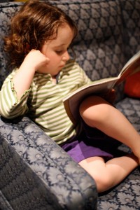 readingpose